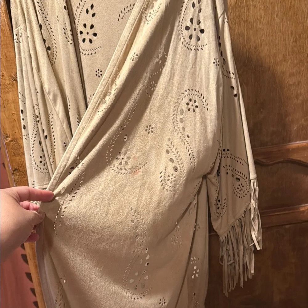 Wrangler Cream Cardigan with Fringe Details - Picture 5 of 6